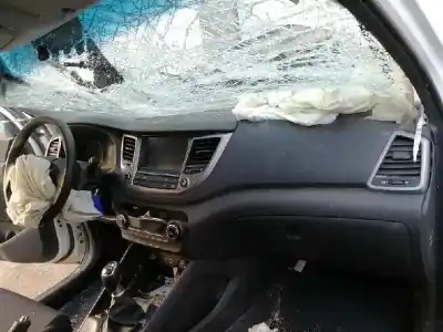 Veículo de Sucata hyundai tucson essence bluedrive 2wd do ano 2016 alimentado d4fd