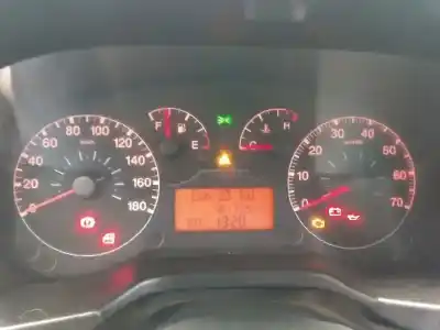 Vehicul casat peugeot bipper básico al anului 2009 alimentat 8hs