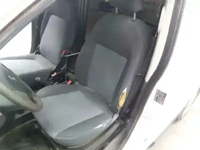 Vehicul casat peugeot bipper básico al anului 2009 alimentat 8hs