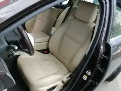 Veículo de Sucata jaguar xf i (x250) 2.2 d do ano 2013 alimentado 224dt