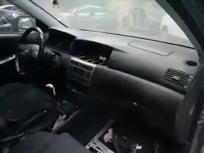 Scrapping Vehicle toyota corolla (e12) 2.0 d-4d sol berlina of the year 2006 powered 1cdftv