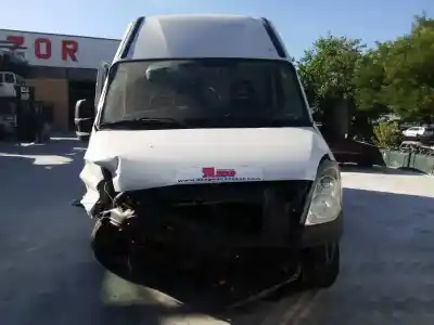 Veículo de Sucata iveco daily pr einzelkabine 35 s... radstand 3000 do ano 2012 alimentado f1ae3481b*a024