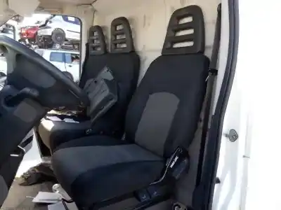 Veículo de Sucata iveco daily pr einzelkabine 35 s... radstand 3000 do ano 2012 alimentado f1ae3481b*a024