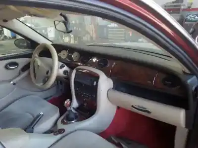 Sloopvoertuig mg serie 75 (rj) 2.0 cdt classic van het jaar 2000 aangedreven d-204d2