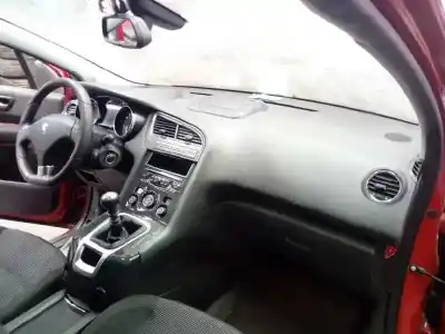 Veículo de Sucata peugeot 5008 sport pack do ano 2010 alimentado 9hz