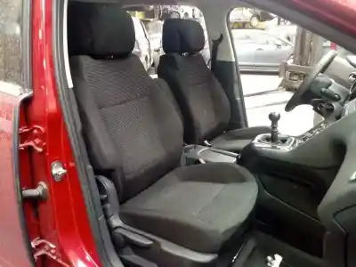 Veículo de Sucata peugeot 5008 sport pack do ano 2010 alimentado 9hz