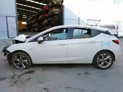 Veicolo di demolizione opel astra k lim. 5türig selective pro start/stop dell'anno 2016 alimentato b16dth
