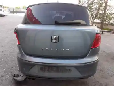 Véhicule à la ferraille seat toledo (5p2) reference de l'année 2005 alimenté bkd