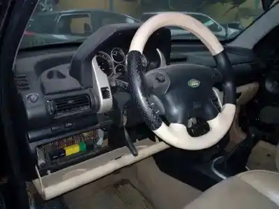 Veículo de Sucata land rover freelander e familiar do ano 2003 alimentado m47