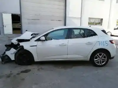 Veículo de Sucata renault megane iii berlina 5 p business do ano 2016 alimentado k9k656