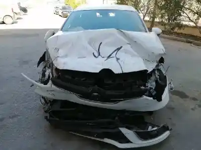 Veículo de Sucata renault megane iii berlina 5 p business do ano 2016 alimentado k9k656