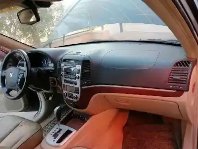 Scrapping Vehicle hyundai santa fe (bm) 2.2 crdi cat of the year 2006 powered d4eb