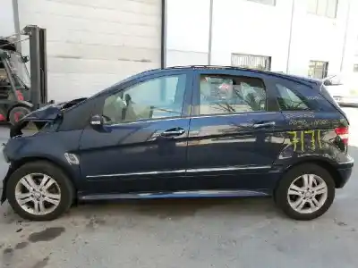 Veicolo di demolizione mercedes-benz clase b (w245) 180 cdi (245.207) dell'anno 2005 alimentato 640940