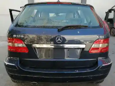 Veicolo di demolizione mercedes-benz clase b (w245) 180 cdi (245.207) dell'anno 2005 alimentato 640940