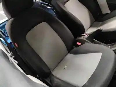 Здавання транспортного засобу seat ibiza (6j5) stylance / style року 2013 потужний cayc