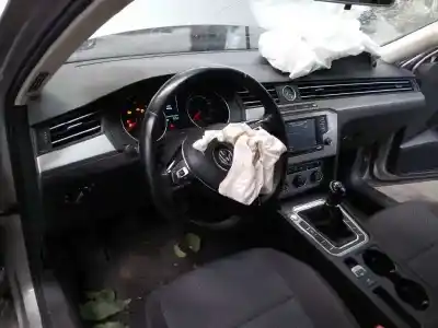 Veículo de Sucata volkswagen passat lim. (3g2) advance bmt do ano 2016 alimentado crlb