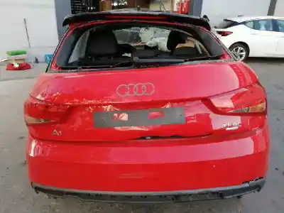Veículo de Sucata audi a1 sportback (8xf) attraction do ano 2015 alimentado dkld