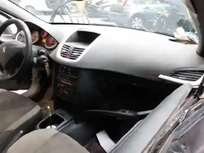 Scrapping Vehicle peugeot 207 confort of the year 2007 powered kfv