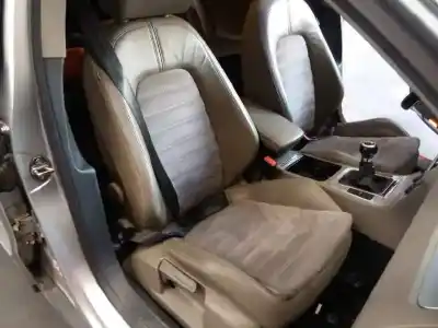 Veículo de Sucata volkswagen passat berlina (3c2) advance do ano 2005 alimentado bkp