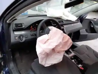 Veículo de Sucata volkswagen passat berlina (3c2) advance do ano 2009 alimentado cbab