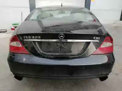 Véhicule à la ferraille mercedes-benz clase cls (w219) 320 cdi (219.322) de l'année 2007 alimenté 642920