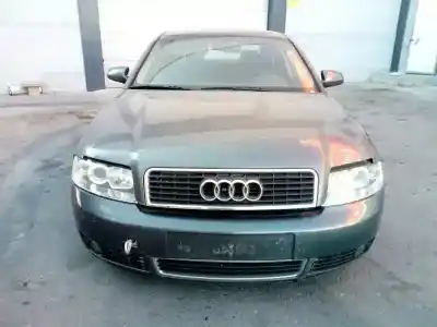 Veículo de Sucata audi a4 berlina (8e) 2.0 20v cat (alt) do ano 2001 alimentado alt