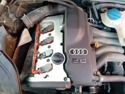 Veículo de Sucata audi a4 berlina (8e) 2.0 20v cat (alt) do ano 2001 alimentado alt