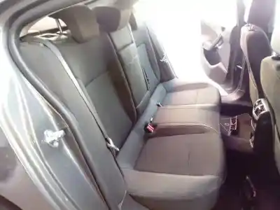 Veículo de Sucata opel insignia berlina sport do ano 2012 alimentado a20dt