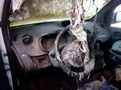 Veículo de Sucata renault kangoo profesional do ano 2012 alimentado k9k808