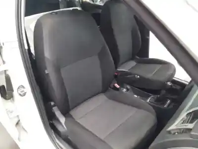 Здавання транспортного засобу skoda rapid active року 2016 потужний cxma