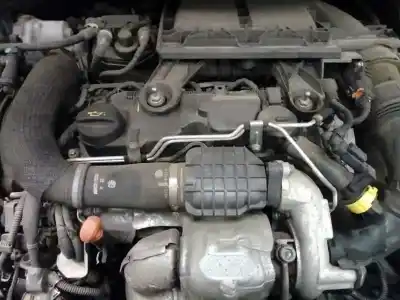 Veículo de Sucata peugeot 208 access do ano 2012 alimentado 8hr