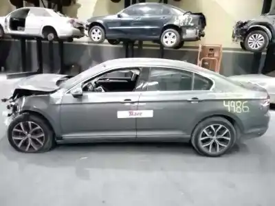 Veículo de Sucata VOLKSWAGEN PASSAT LIM. (3G2) Advance BMT do ano 2015 alimentado DCXA