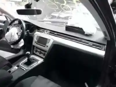 Veículo de Sucata volkswagen passat lim. (3g2) advance bmt do ano 2015 alimentado dcxa