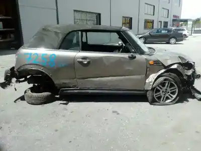 Vehicul casat bmw mini cabrio (r57) one al anului 2011 alimentat n16b16a