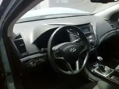 Sloopvoertuig hyundai i40 style van het jaar 2012 aangedreven d4fd