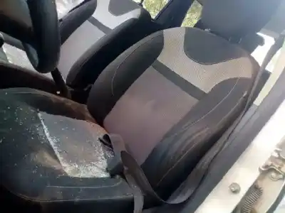 Scrapping Vehicle dacia duster adventure 4x4 of the year 2019 powered k9k658