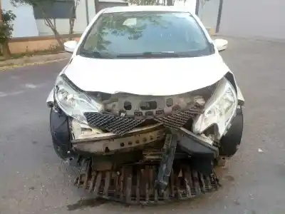 Sloopvoertuig nissan note tekna sport van het jaar 2014 aangedreven hr12de