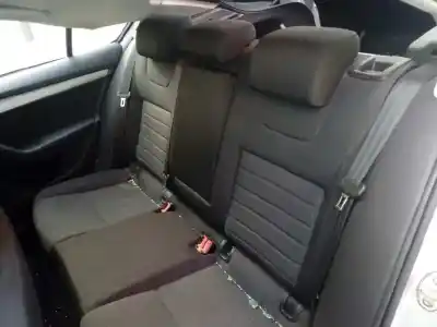 Veículo de Sucata skoda octavia lim. (5e3) style do ano 2015 alimentado ckfc