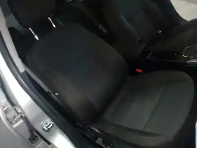 Sloopvoertuig opel insignia berlina selective van het jaar 2014 aangedreven a20dte