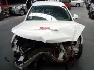 Sloopvoertuig opel insignia berlina selective van het jaar 2010 aangedreven a20dth