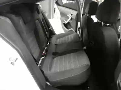 Sloopvoertuig opel insignia berlina selective van het jaar 2010 aangedreven a20dth