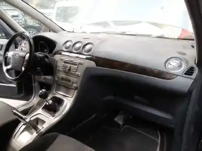 Vehicul casat ford galaxy (ca1) trend al anului 2006 alimentat qywa