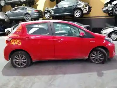 Здавання транспортного засобу TOYOTA YARIS HSD Active року 2017 потужний 1NZFXE