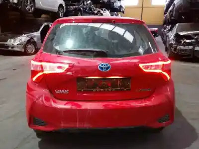 Sloopvoertuig toyota yaris hsd active van het jaar 2017 aangedreven 1nzfxe