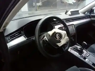 Sloopvoertuig volkswagen passat lim. (3g2) sport bmt van het jaar 2019 aangedreven dfga