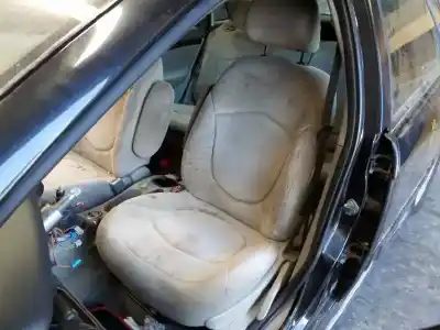 Veículo de Sucata citroen c5 berlina 2.0 exclusive do ano 2006 alimentado d-rhr