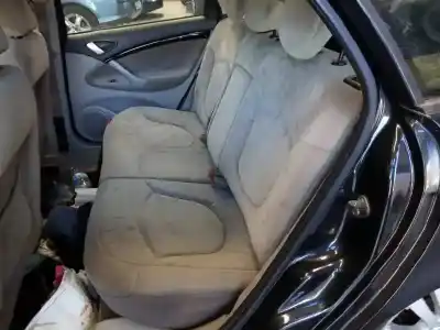 Veículo de Sucata citroen c5 berlina 2.0 exclusive do ano 2006 alimentado d-rhr