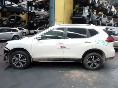 Sloopvoertuig NISSAN X-TRAIL (T32) N-CONNECTA 4x4 van het jaar 2017 aangedreven M9R