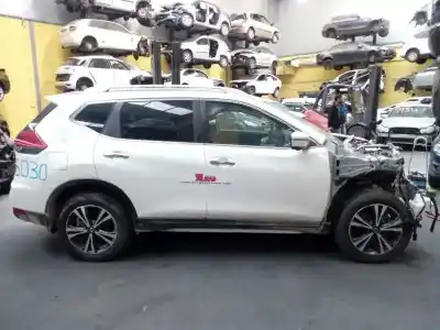 Sloopvoertuig nissan x-trail (t32) n-connecta 4x4 van het jaar 2017 aangedreven m9r