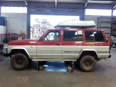 Véhicule à la ferraille NISSAN PATROL (K/W260) Largo TA de l'année 1989 alimenté RD28